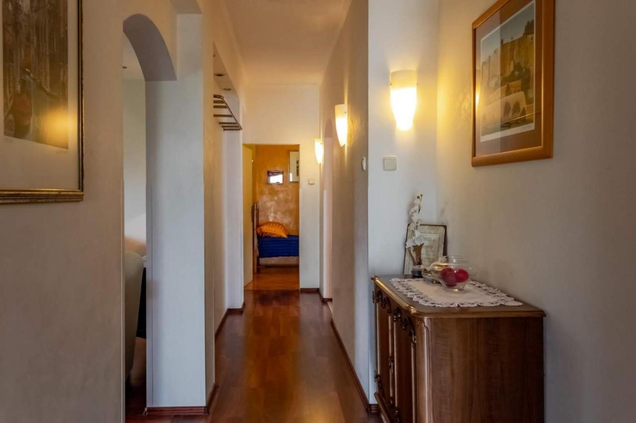 Apartment Gea Icici Ngoại thất bức ảnh