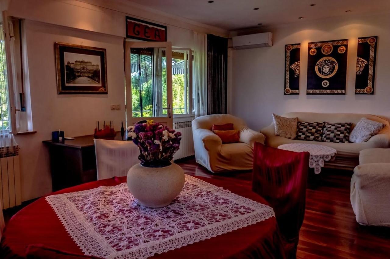 Apartment Gea Icici Ngoại thất bức ảnh